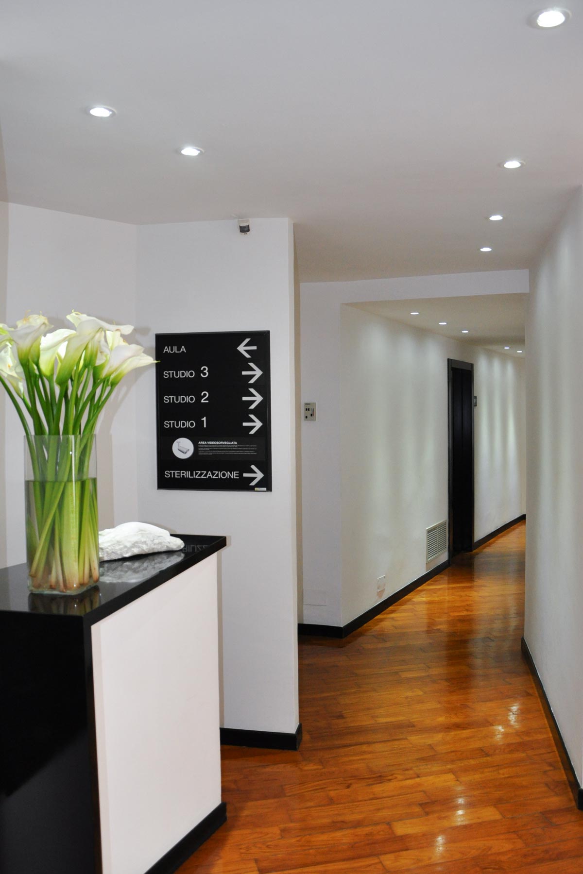 studio-dentistico-dental-piu-Sarzana-01